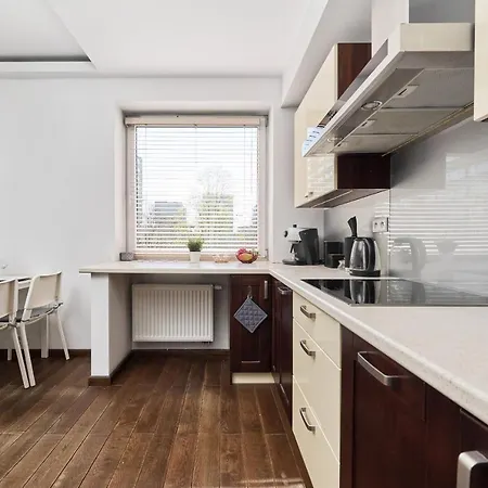 Apartament Comfy With Parking By Renters *